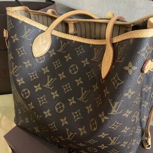 Louis Vuitton MM Dust bag and LV paper bag.